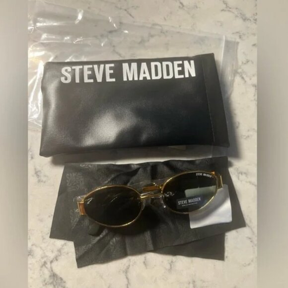 NWT Steve Madden Mystie Sunglasses - Picture 7 of 7